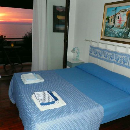 Ajo Faci A Mari Villa Capoterra Buitenkant foto